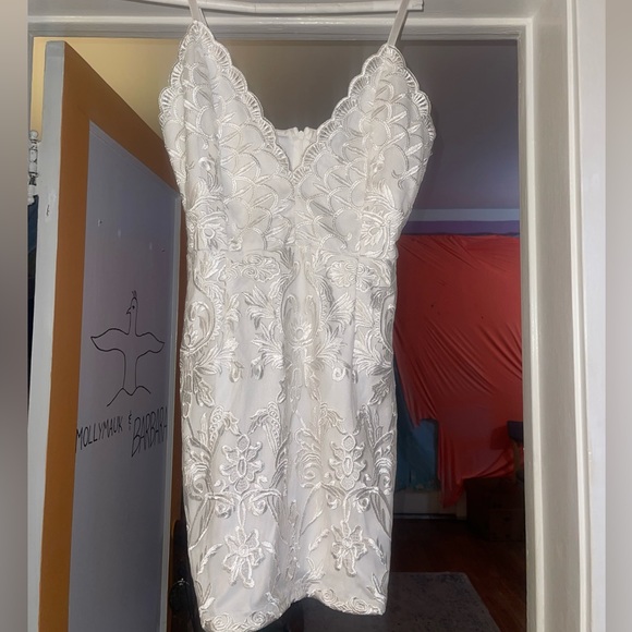 PrettyLittleThing Dresses & Skirts - PRETTYLITTLE THING White Lace Mini Dress Like New Size 6